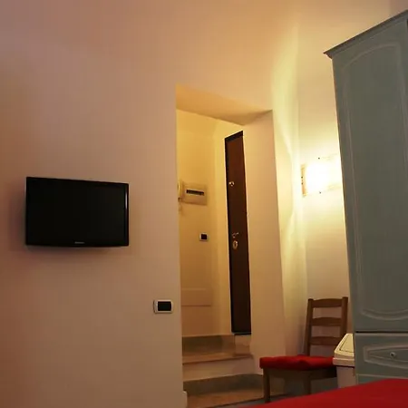 Apartment Hella Ibernesi 23 Fori Imperiali Inn, New Gestion!