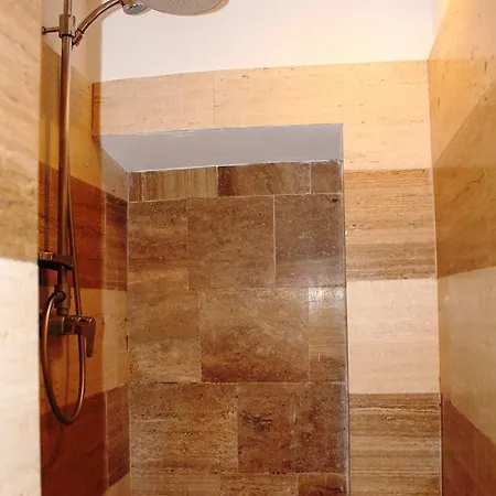 Apartment Hella Ibernesi 23 Fori Imperiali Inn, New Gestion! Rom