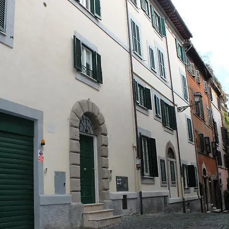 Hella Ibernesi 23 Fori Imperiali Inn, New Gestion! Rom