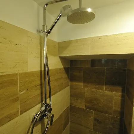 Apartment Hella Ibernesi 23 Fori Imperiali Inn, New Gestion! *