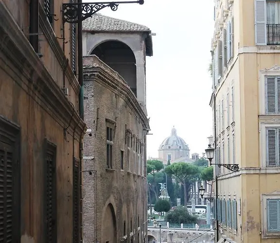 Hella Ibernesi 23 Fori Imperiali Inn, New Gestion! *